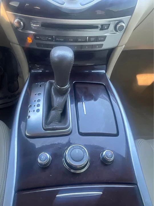 2013 Infiniti M/Q70 4th Gen - Image 13 of 17