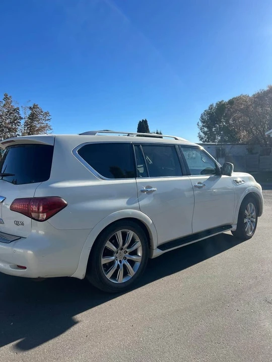 2013 Infiniti QX80 - Image 7 of 17