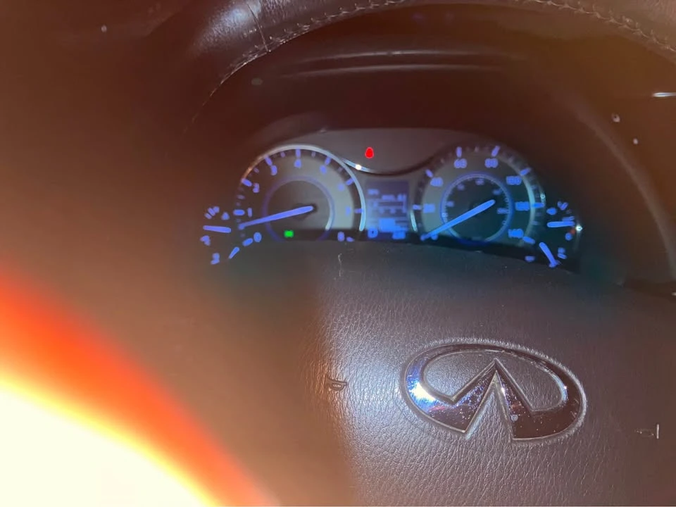 2013 Infiniti QX80 - Image 2 of 5