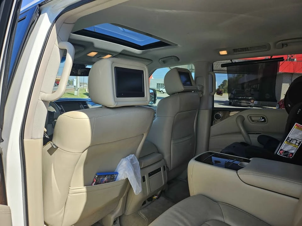2013 Infiniti QX80 - Image 3 of 4