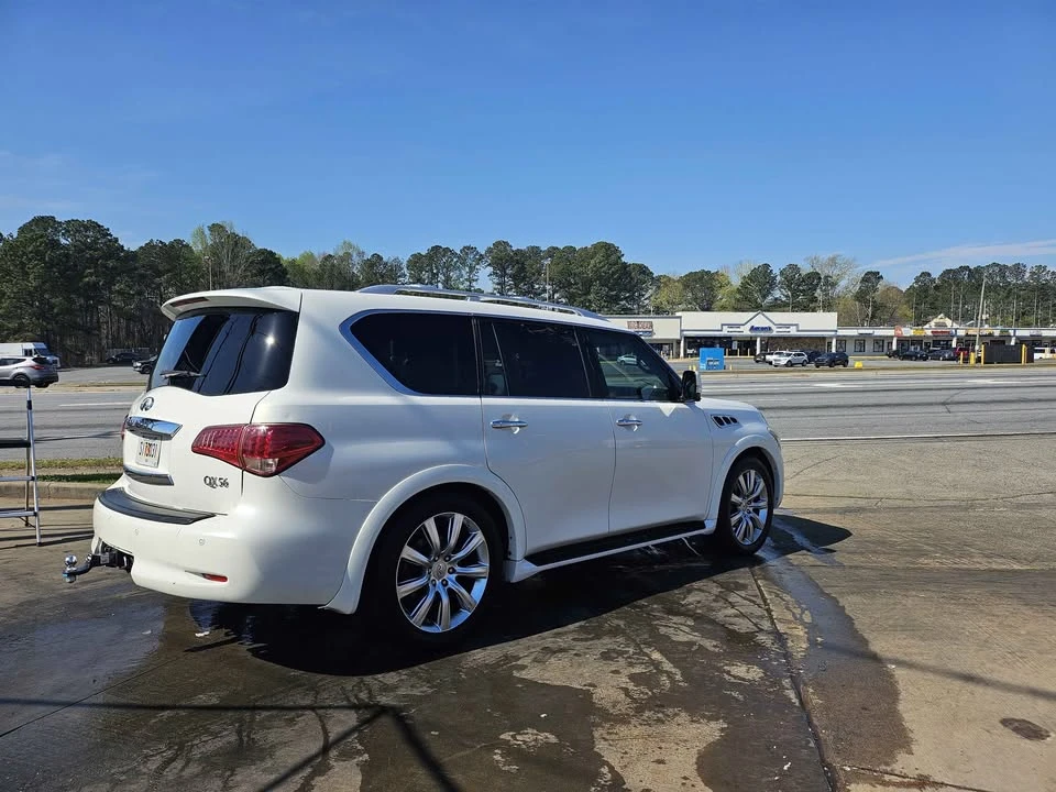 2013 Infiniti QX80 - Image 4 of 4