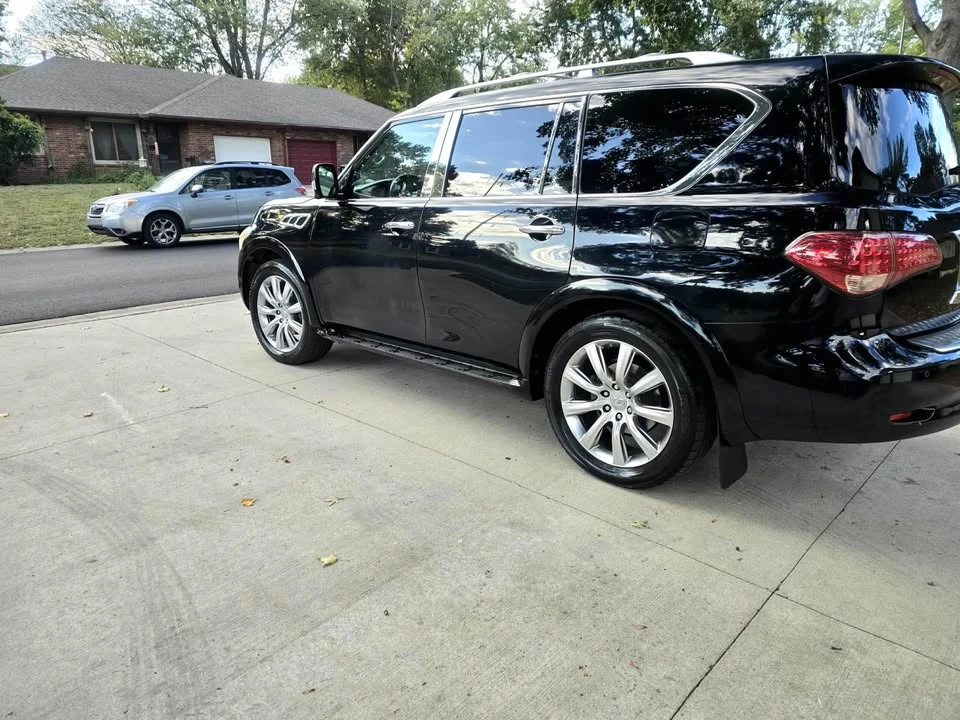 2013 Infiniti QX80 - Image 2 of 11