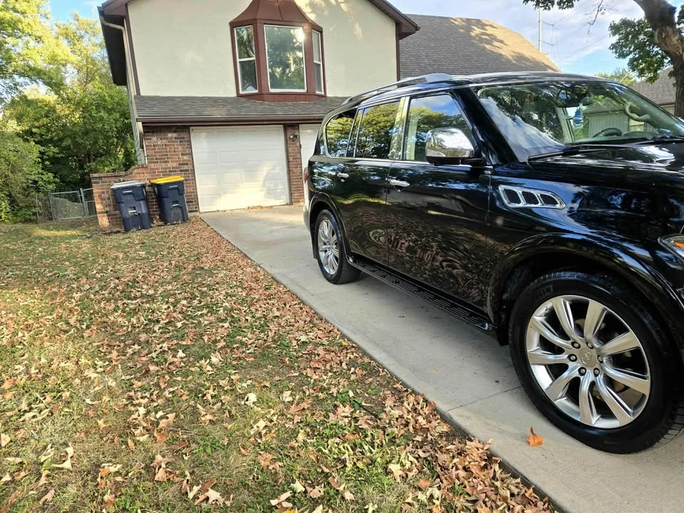 2013 Infiniti QX80 - Image 5 of 11