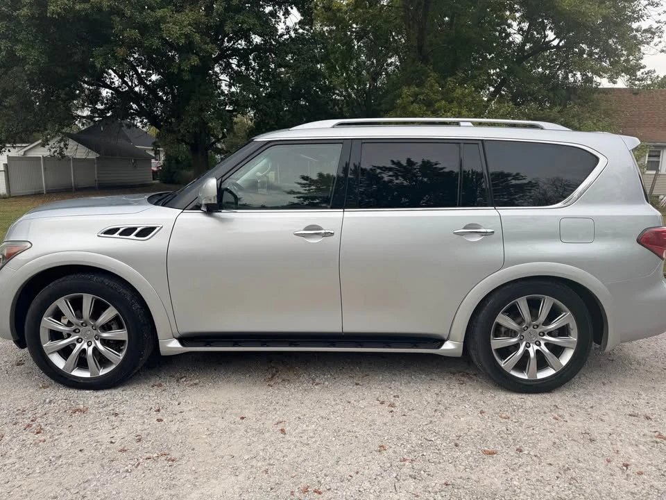 2013 Infiniti QX80 - Image 2 of 14