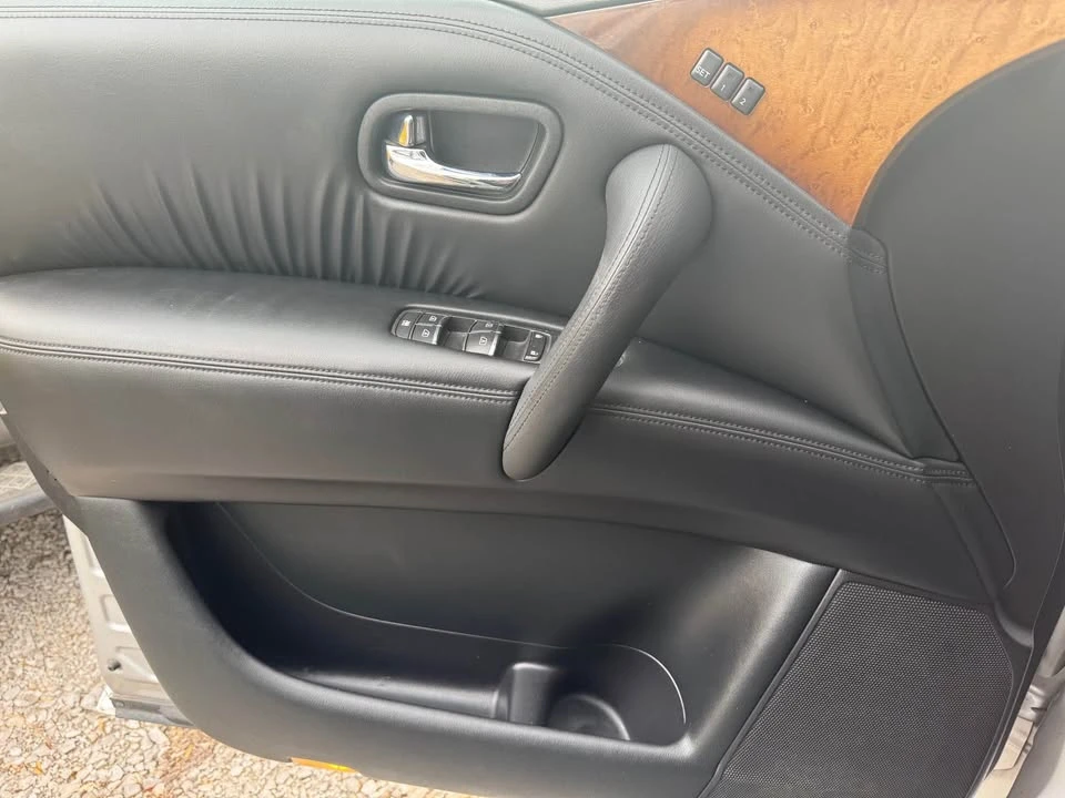 2013 Infiniti QX80 - Image 11 of 14