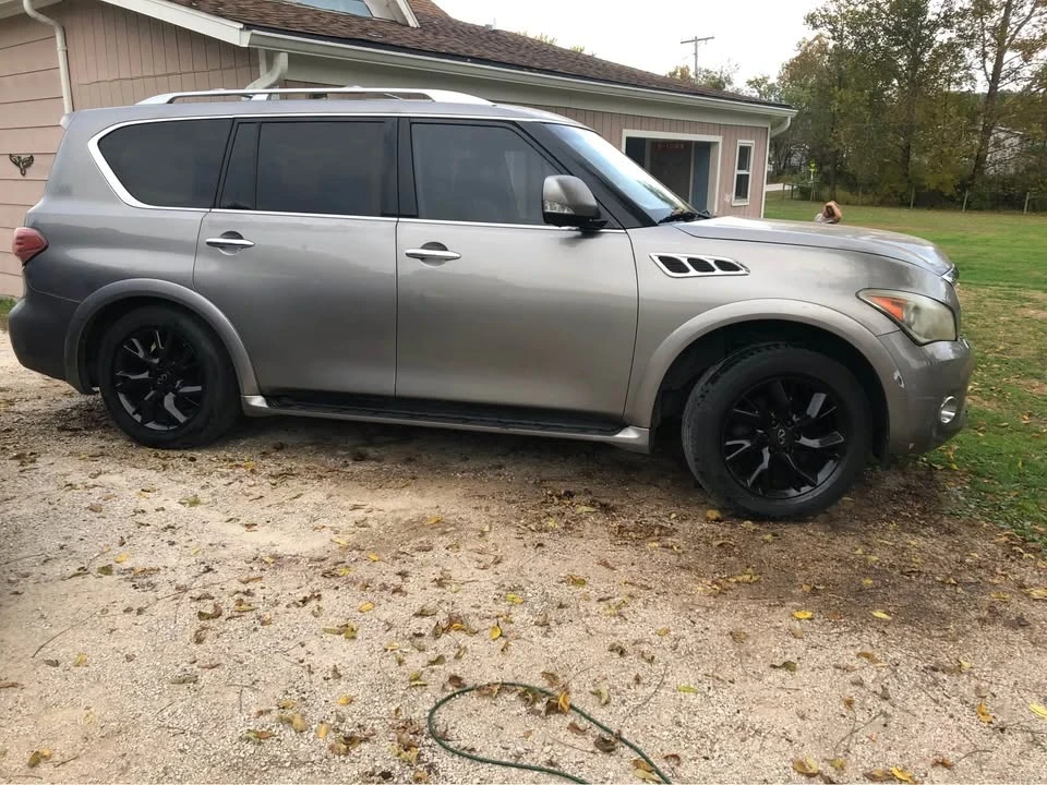 2013 Infiniti QX80 - Image 3 of 9