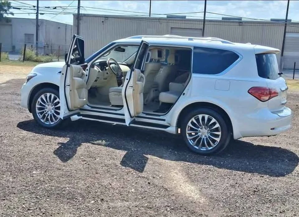 2013 Infiniti QX80 - Image 9 of 10