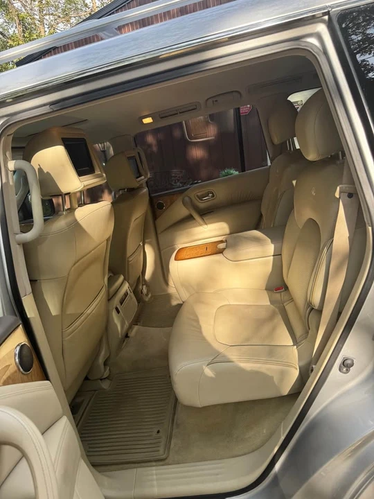 2013 Infiniti QX80 - Image 10 of 17