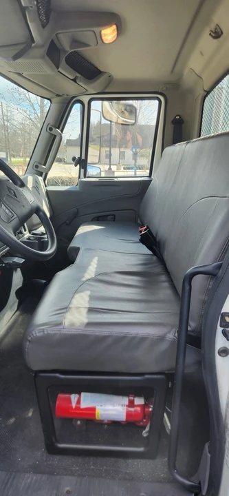 2013 International 4300 - Image 6 of 6