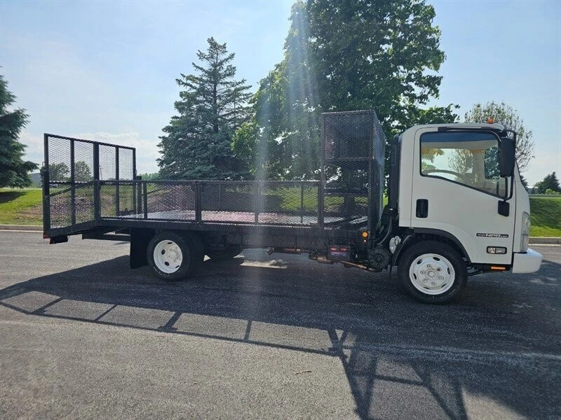 2013 Isuzu Elf - Image 4 of 22