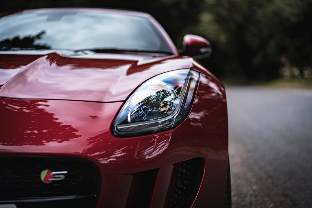2013 Jaguar F-Type 1st Gen - Image 26 of 31