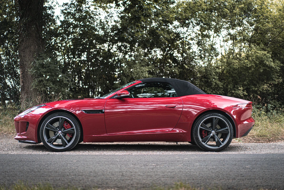 2013 Jaguar F-Type 1st Gen - Image 5 of 31