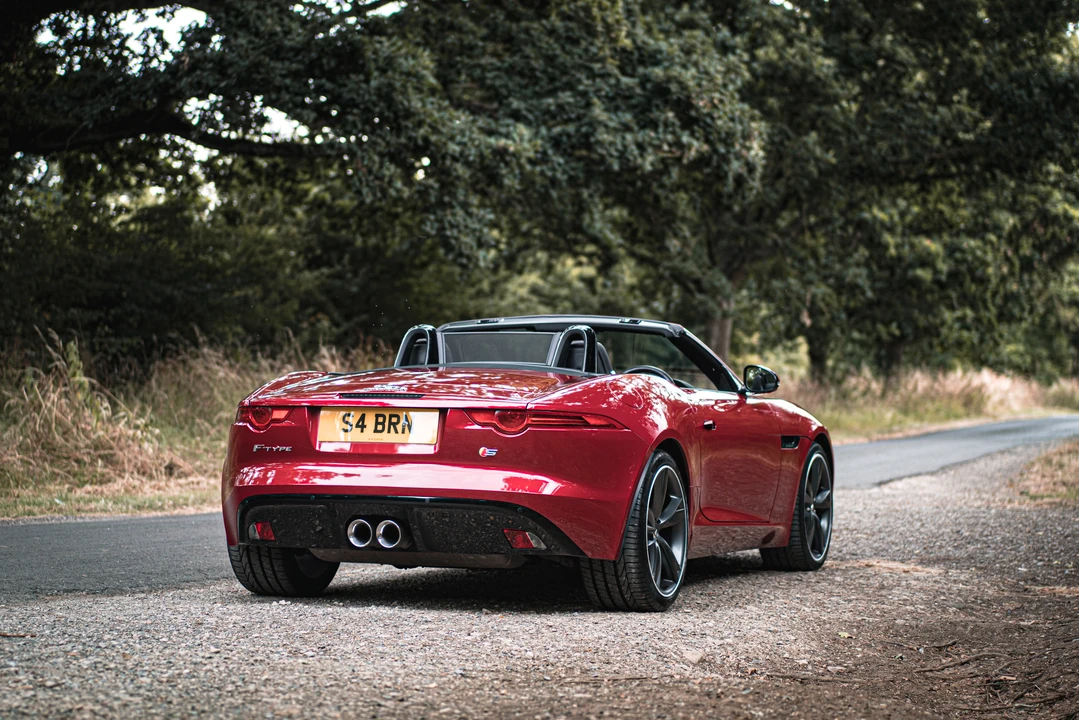 2013 Jaguar F-Type 1st Gen - Image 17 of 31