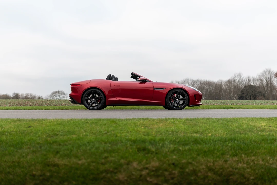 2013 Jaguar F-Type 1st Gen - Image 15 of 31