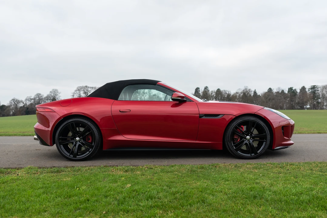 2013 Jaguar F-Type 1st Gen - Image 22 of 31