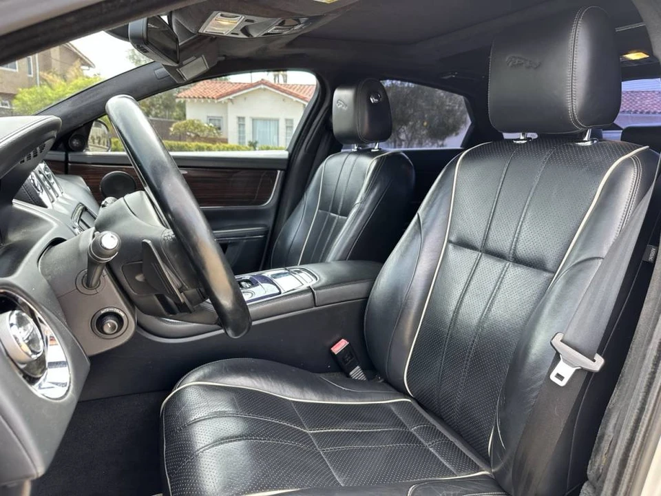 2013 Jaguar X351 XJ - Image 8 of 24