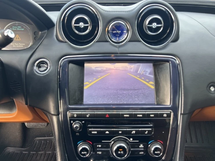 2013 Jaguar X351 XJ - Image 11 of 14