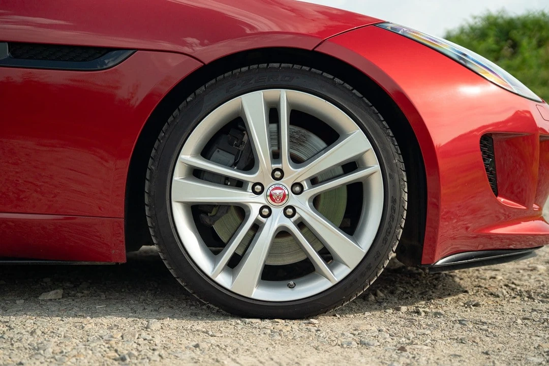 2013 Jaguar F-Type - Image 20 of 30