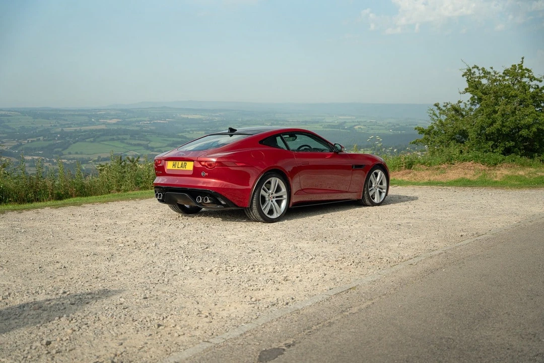 2013 Jaguar F-Type - Image 12 of 30
