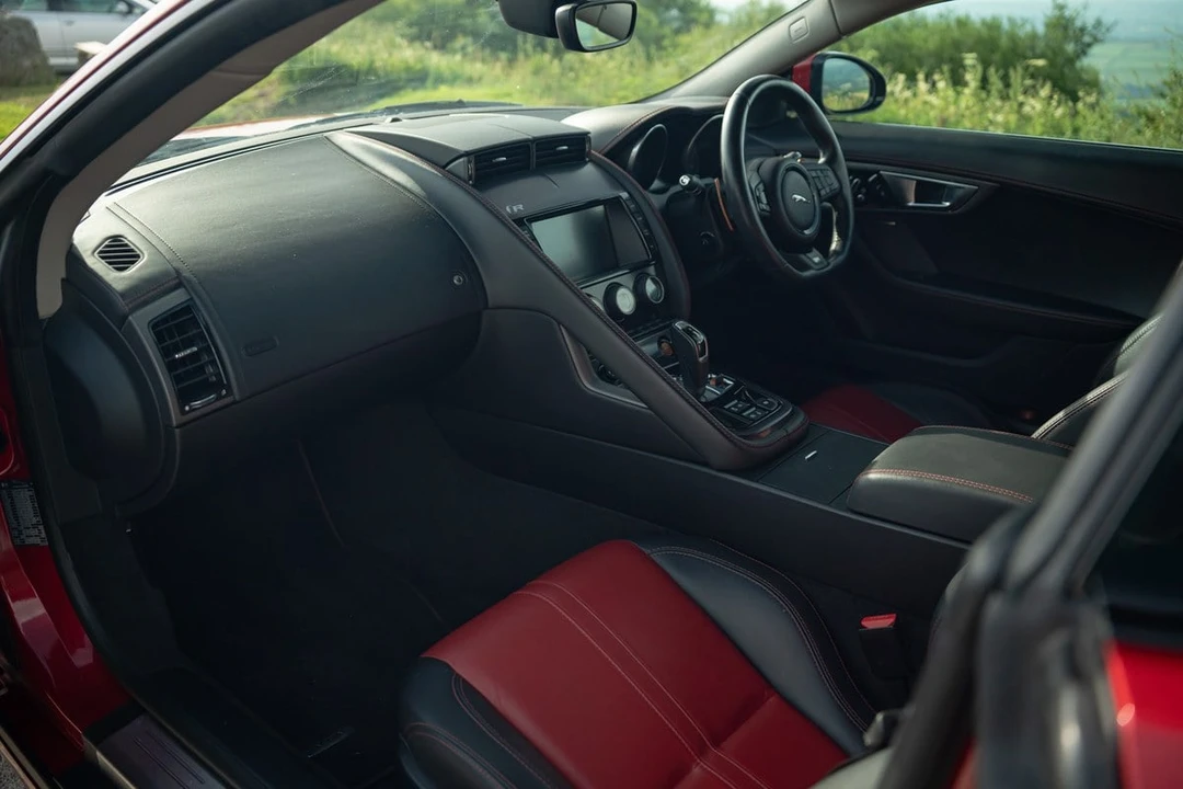 2013 Jaguar F-Type - Image 26 of 30