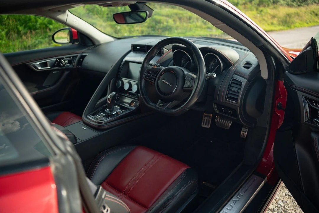 2013 Jaguar F-Type - Image 30 of 30