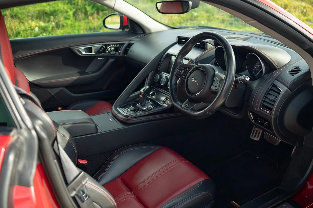 2013 Jaguar F-Type - Image 22 of 30
