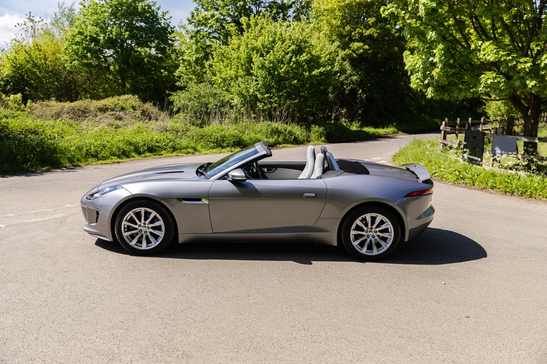 2013 Jaguar F-Type 1st Gen - Image 4 of 31