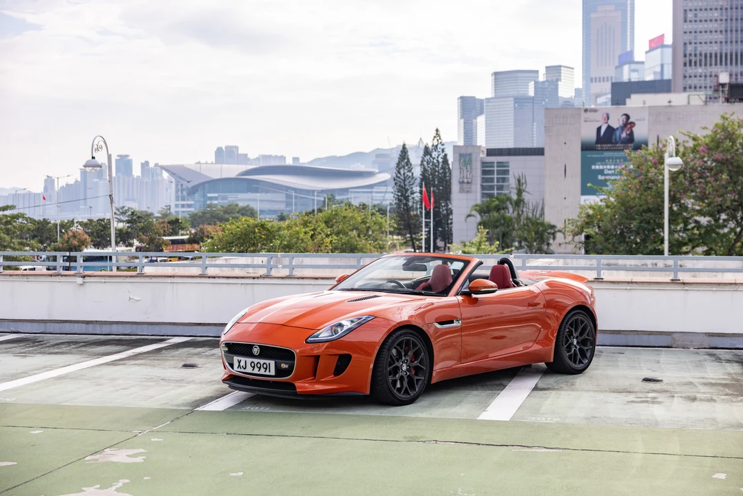 2013 Jaguar F-Type 1st Gen - Image 19 of 31