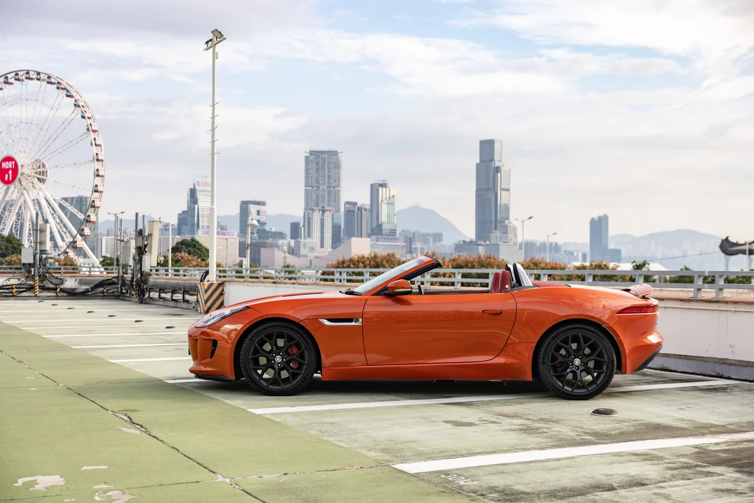 2013 Jaguar F-Type 1st Gen - Image 4 of 31