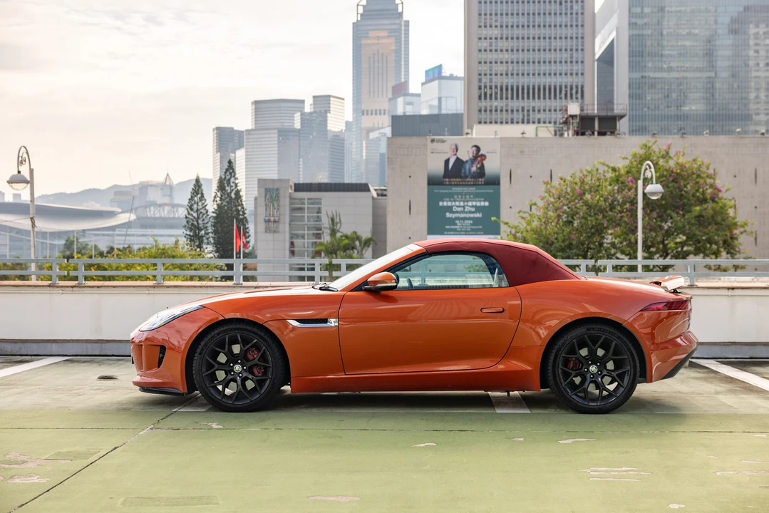 2013 Jaguar F-Type 1st Gen - Image 12 of 31