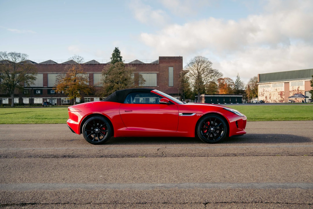 2013 Jaguar F-Type 1st Gen - Image 5 of 31