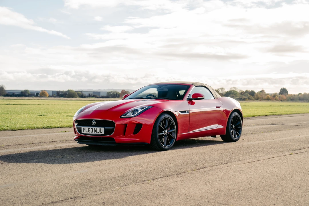 2013 Jaguar F-Type 1st Gen - Image 19 of 31