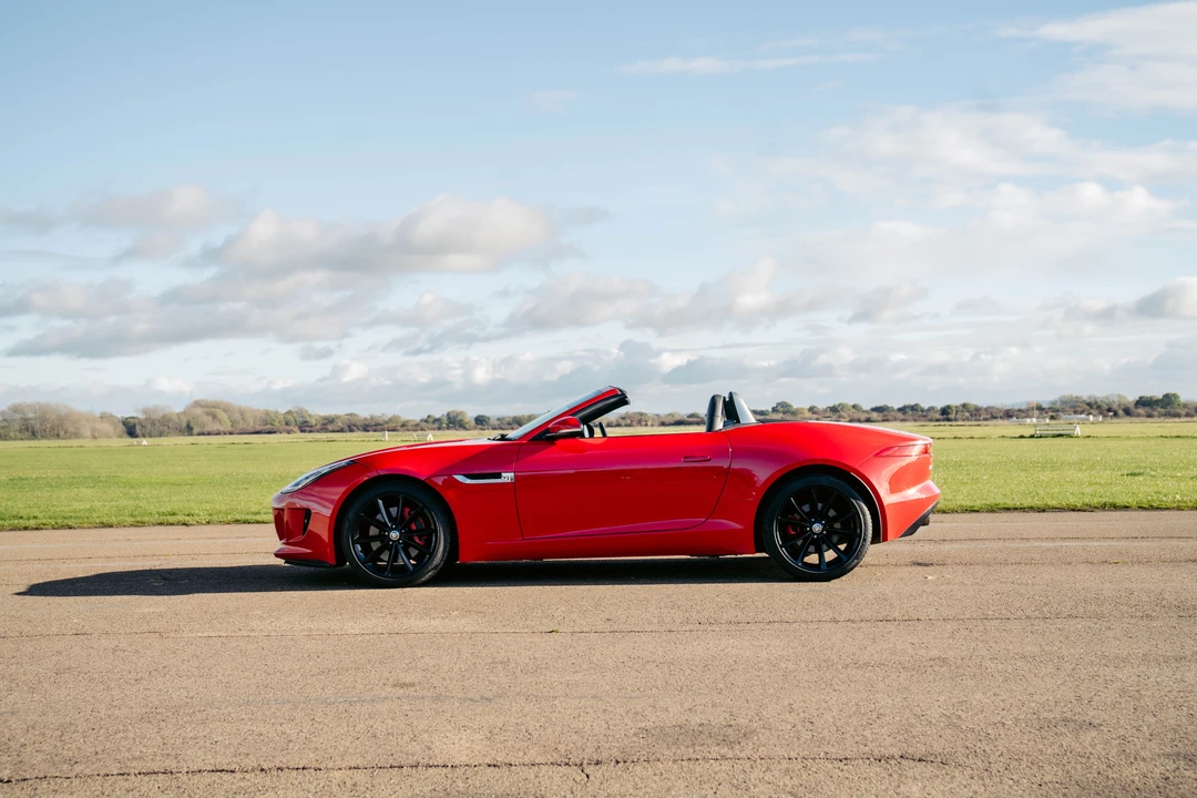 2013 Jaguar F-Type 1st Gen - Image 9 of 31