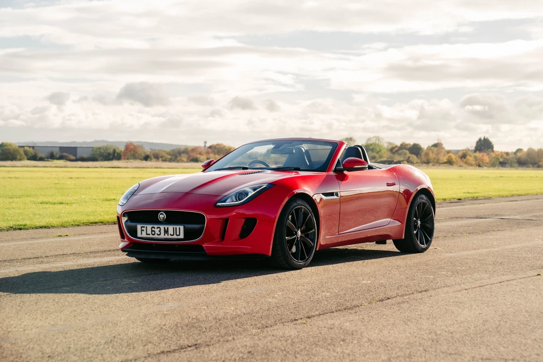 2013 Jaguar F-Type 1st Gen - Image 10 of 31