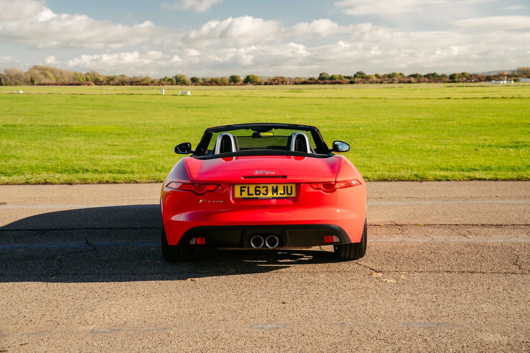 2013 Jaguar F-Type 1st Gen - Image 14 of 31
