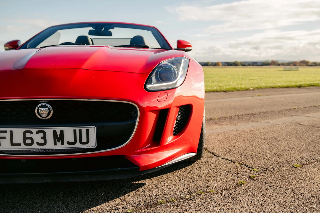 2013 Jaguar F-Type 1st Gen - Image 27 of 31