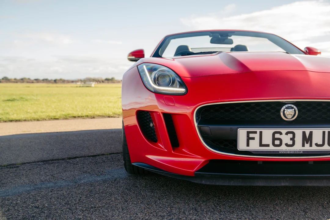 2013 Jaguar F-Type 1st Gen - Image 26 of 31