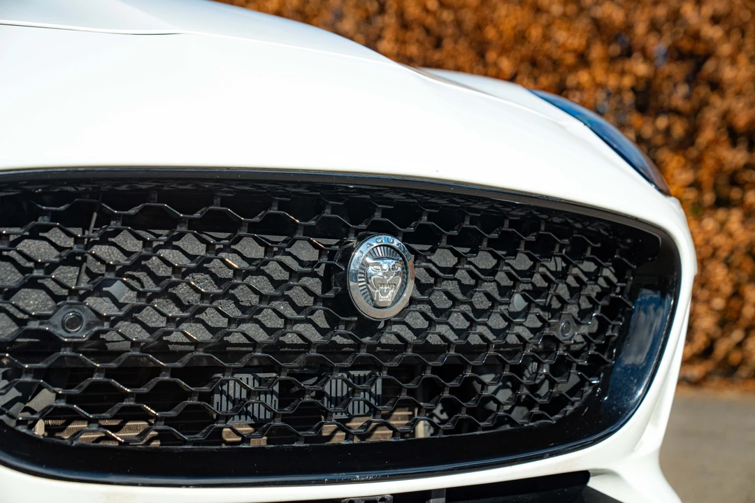 2013 Jaguar F-Type 1st Gen - Image 25 of 31