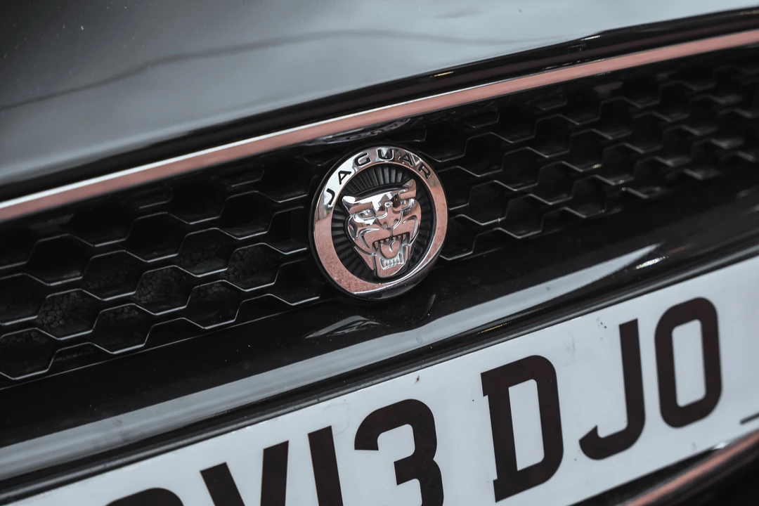 2013 Jaguar F-Type 1st Gen - Image 26 of 31