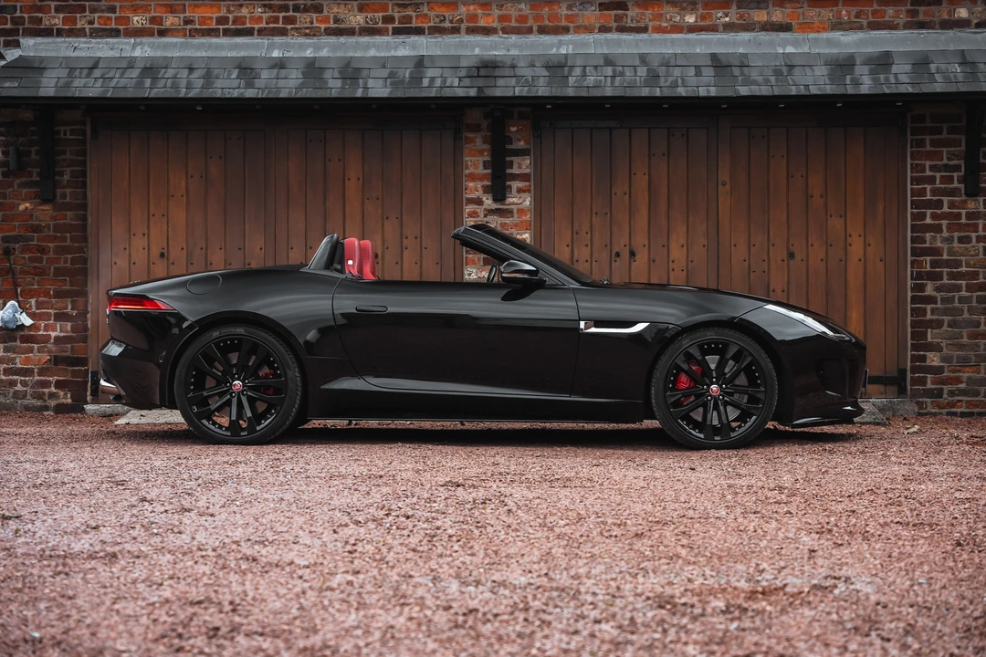 2013 Jaguar F-Type 1st Gen - Image 16 of 31