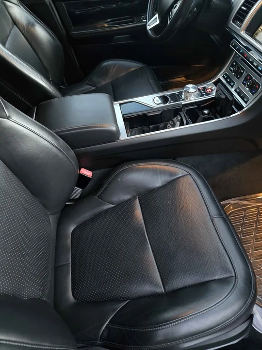 2013 Jaguar X250 XFR - Image 3 of 10