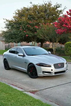 2013 Jaguar XF V8