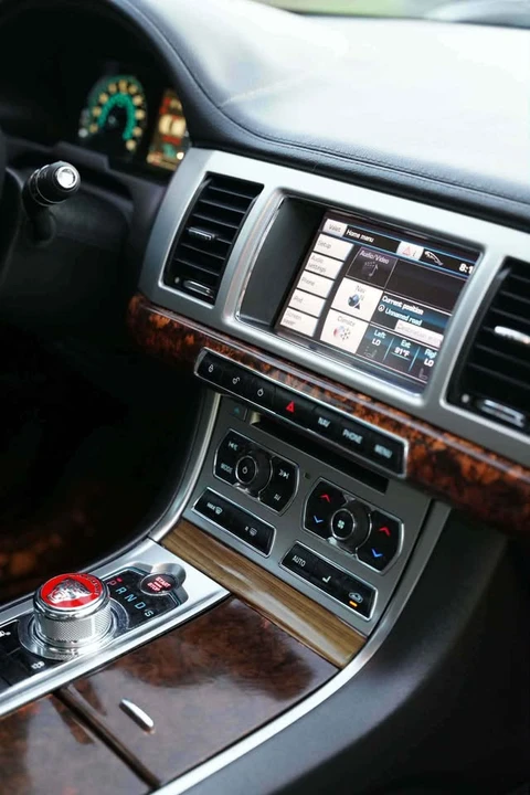 2013 Jaguar X250 XF - Image 2 of 9