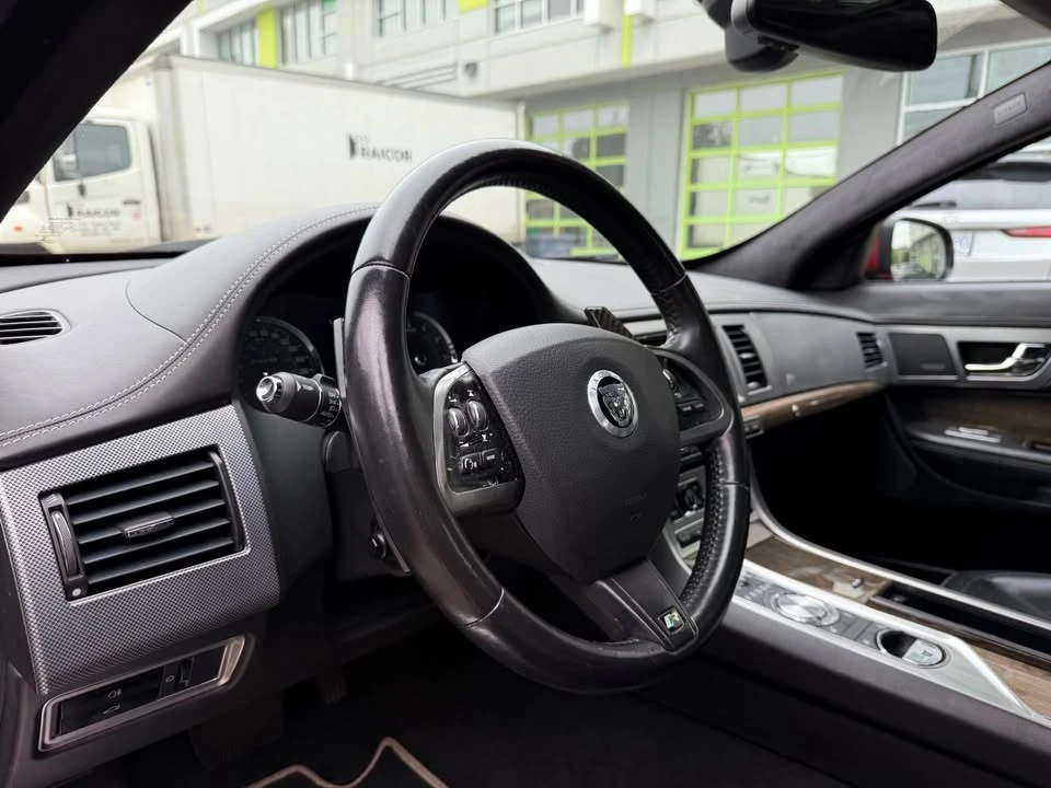 2013 Jaguar X250 XFR - Image 8 of 20
