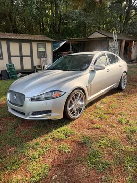 2013 Jaguar XF Luxury Sedan 4D
