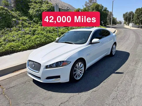 2013 Jaguar XF Premium Luxury Sedan 4D