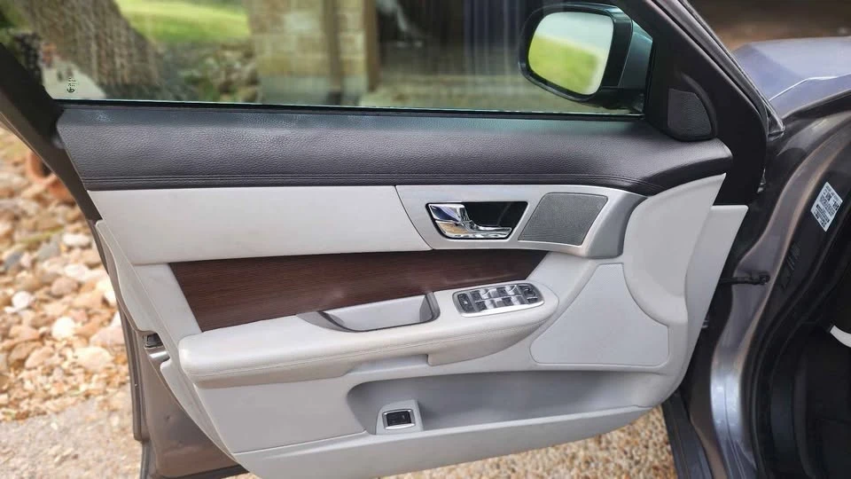 2013 Jaguar X250 XF - Image 2 of 8