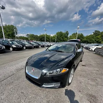 2013 Jaguar XF Sedan 4D