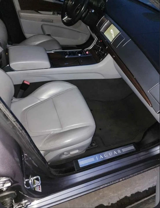 2013 Jaguar X250 XF - Image 9 of 10