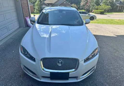 2013 Jaguar XF Sport Sedan